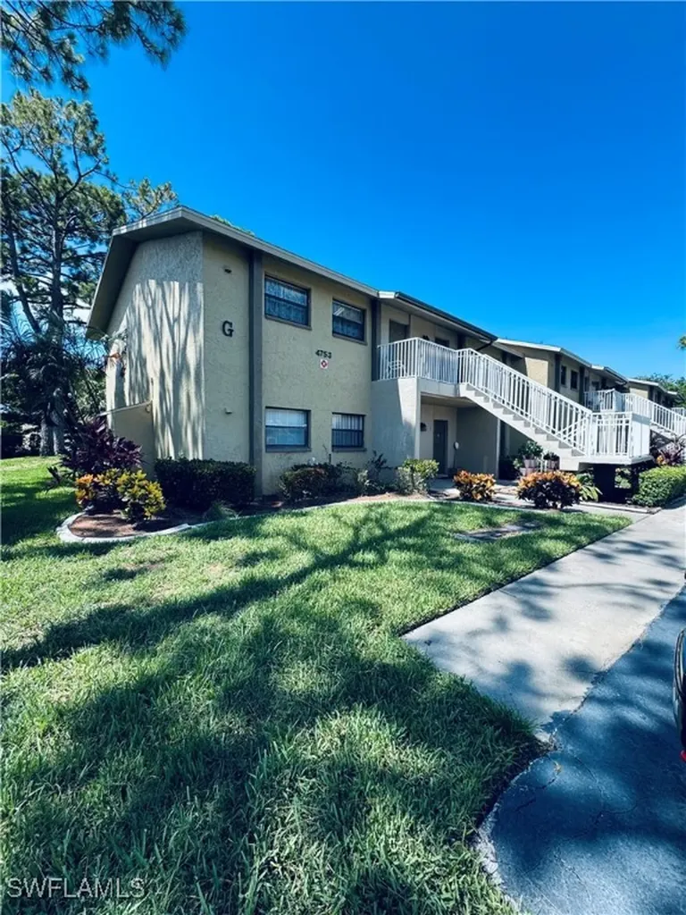 4753 Orange Grove Boulevard North Fort Myers FL 33903