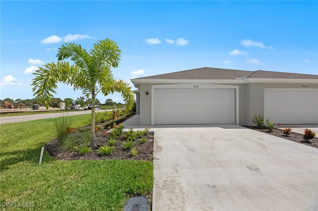 9051 Leatherwood Loop Lehigh Acres FL 33936