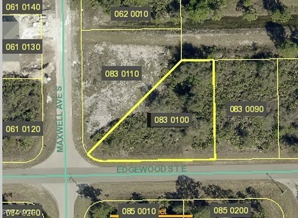 1217 Edgewood Street E Lehigh Acres FL 33974