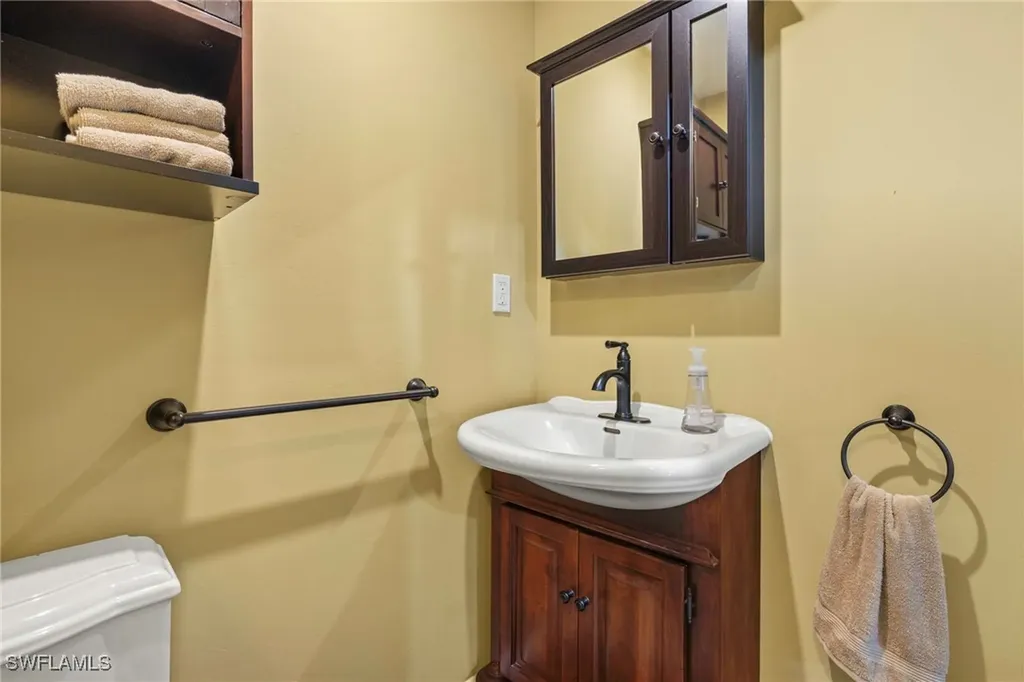 841 Cypress Lake Circle Fort Myers FL 33919