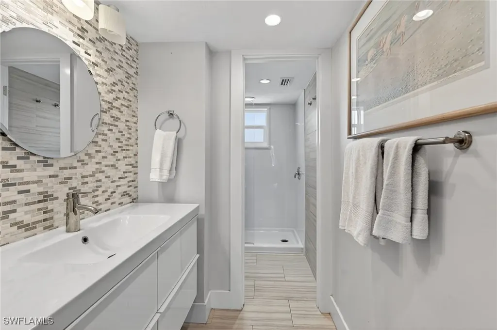 1666 Osprey Avenue Naples FL 34102