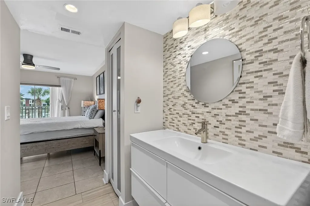 1666 Osprey Avenue Naples FL 34102