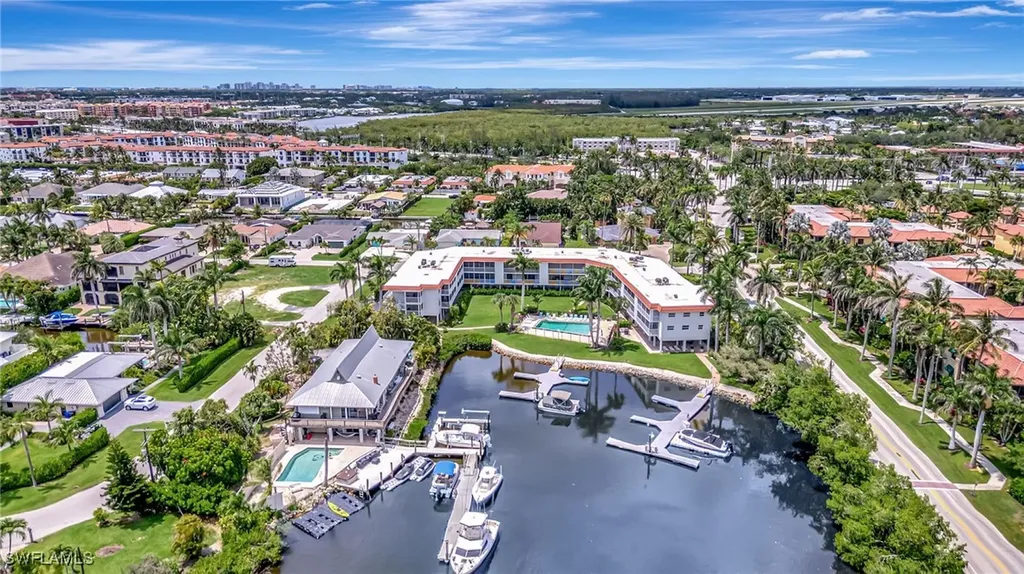 1666 Osprey Avenue Naples FL 34102