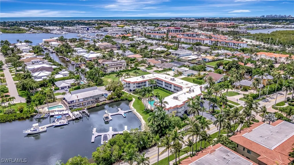 1666 Osprey Avenue Naples FL 34102