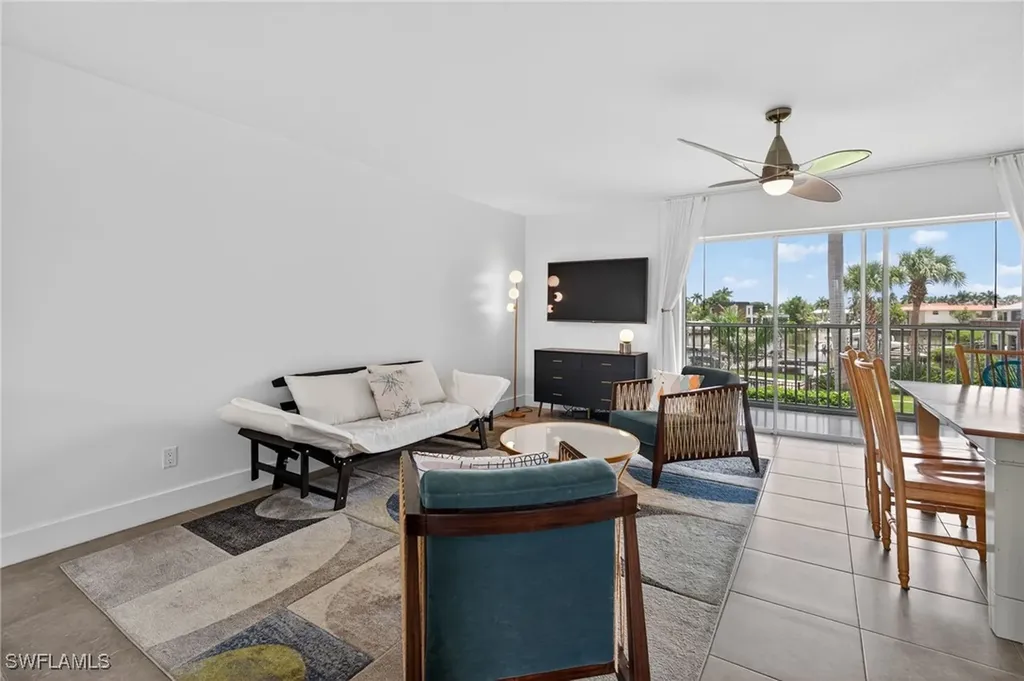 1666 Osprey Avenue Naples FL 34102