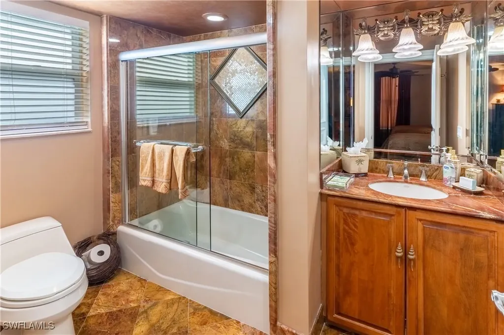 10701 Gulf Shore Drive Naples FL 34108