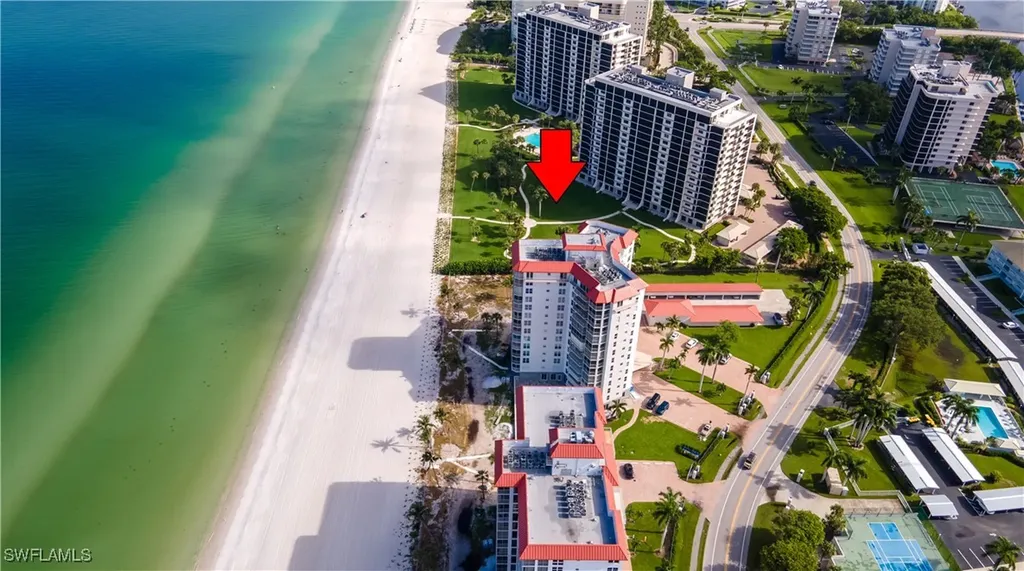 10701 Gulf Shore Drive Naples FL 34108