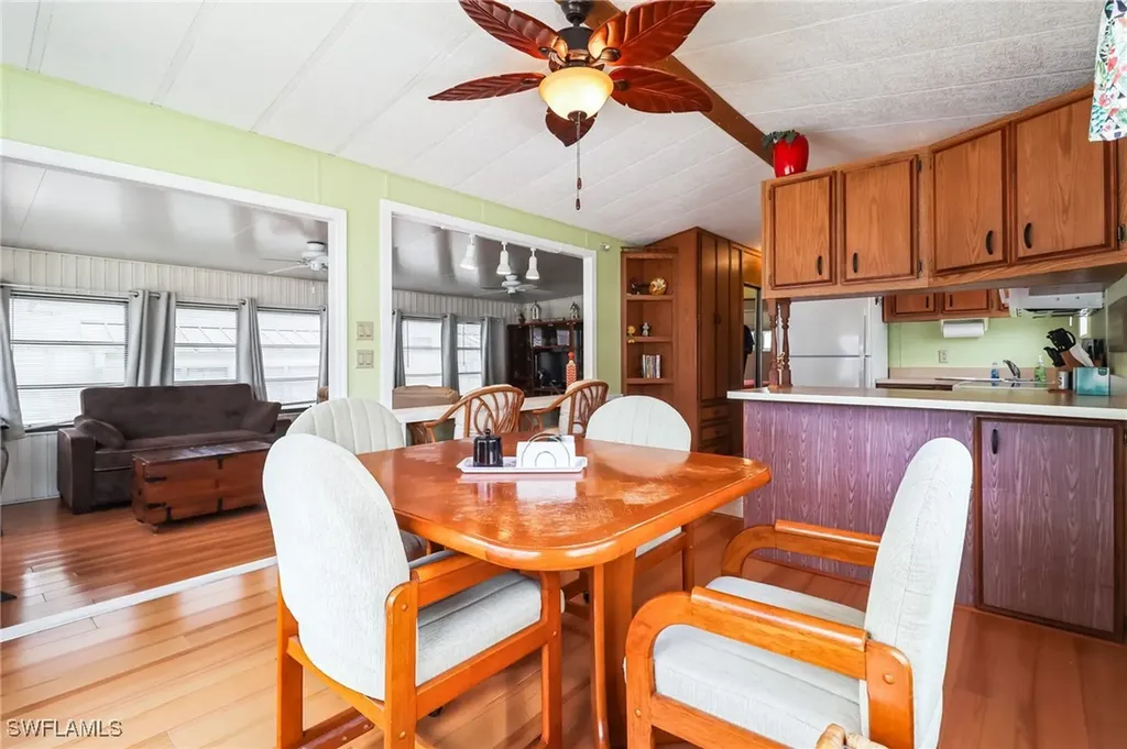 3213 Debbie Lane Bonita Springs FL 34134