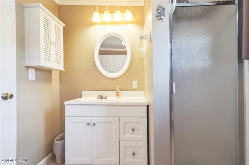 3213 Debbie Lane Bonita Springs FL 34134