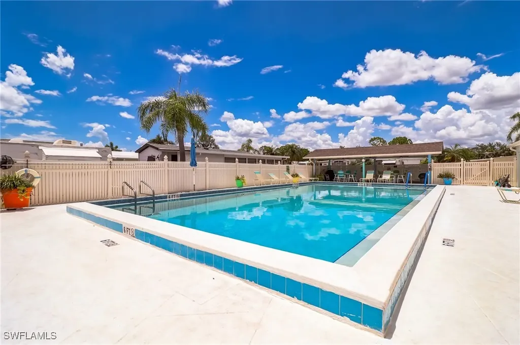 3213 Debbie Lane Bonita Springs FL 34134