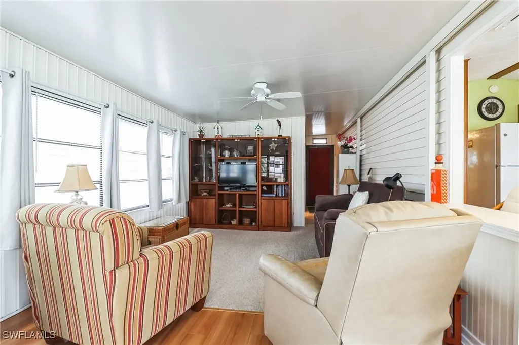 3213 Debbie Lane Bonita Springs FL 34134