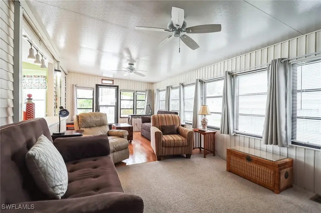 3213 Debbie Lane Bonita Springs FL 34134