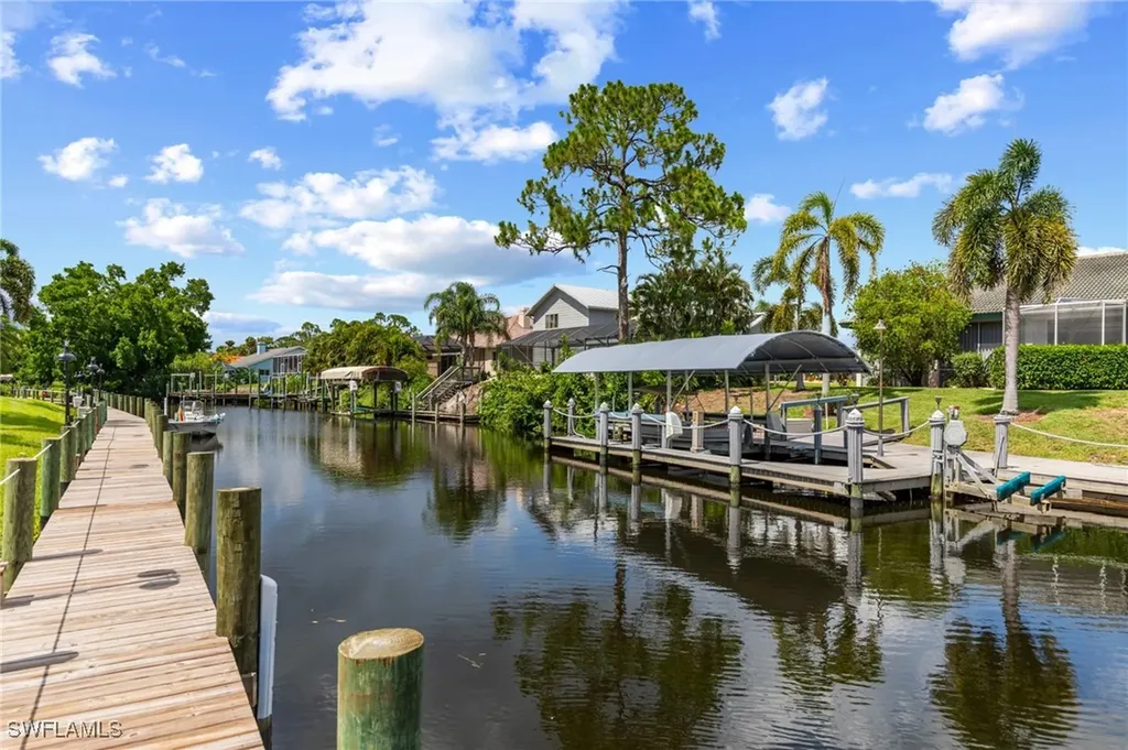 15320 Moonraker Court North Fort Myers FL 33917