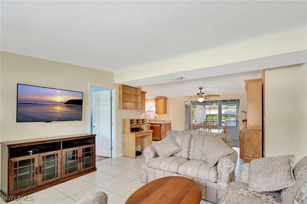 2160 Harbor Lane Naples FL 34104