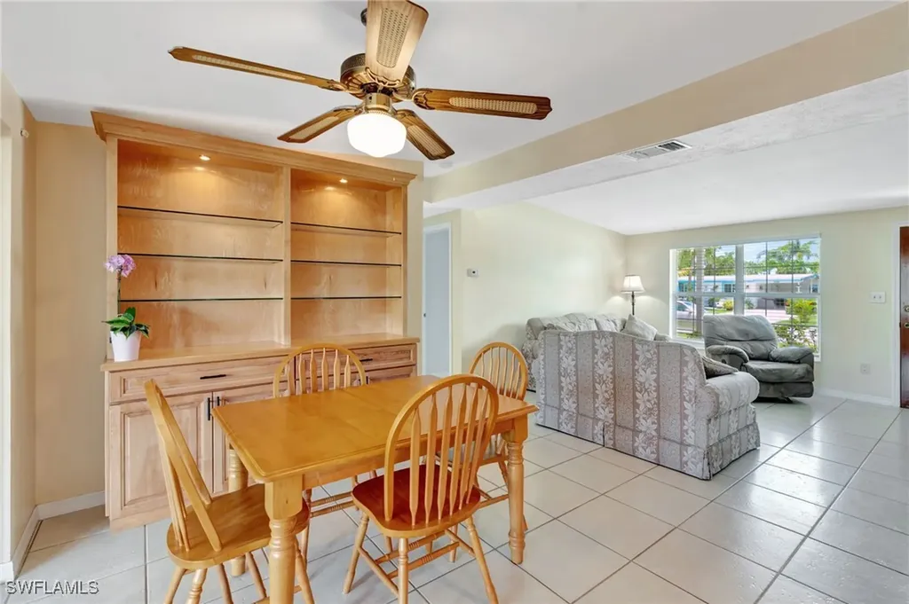 2160 Harbor Lane Naples FL 34104