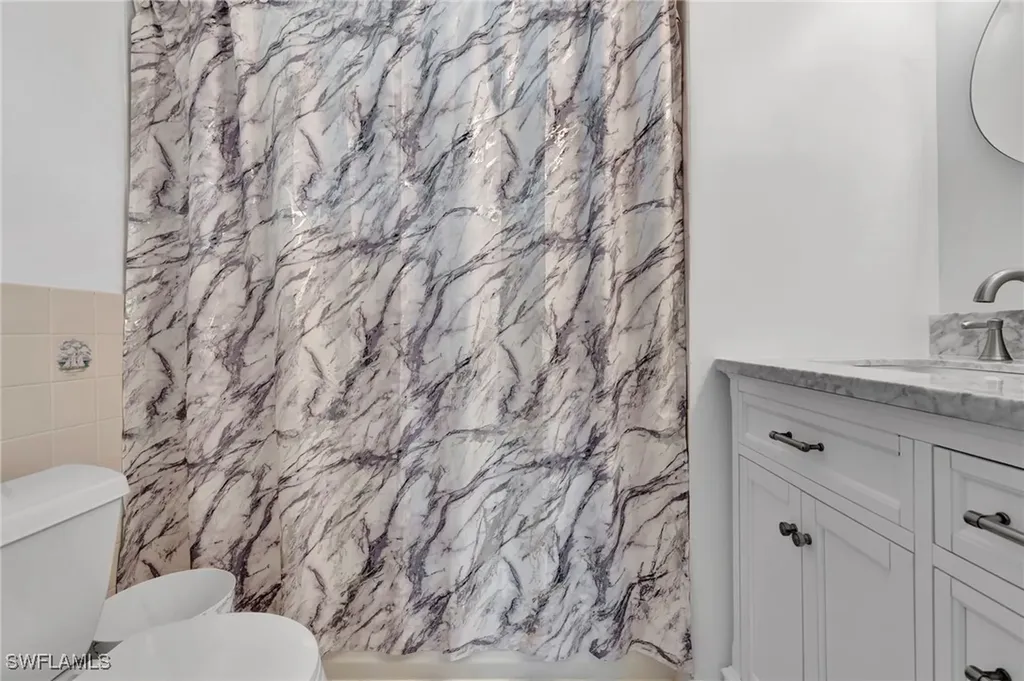 2160 Harbor Lane Naples FL 34104