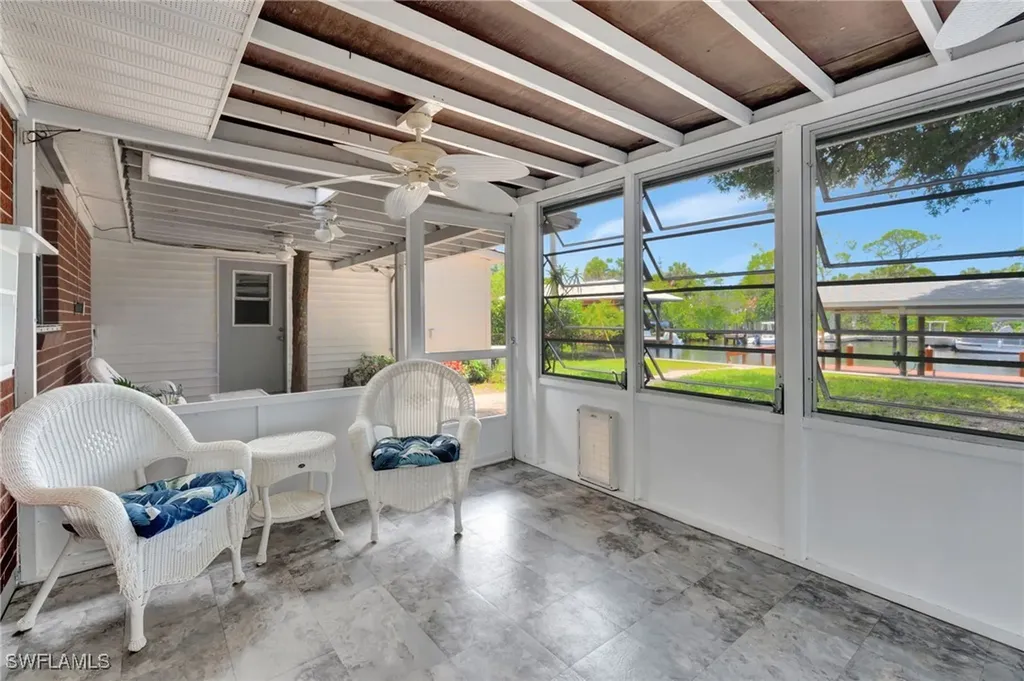 2160 Harbor Lane Naples FL 34104