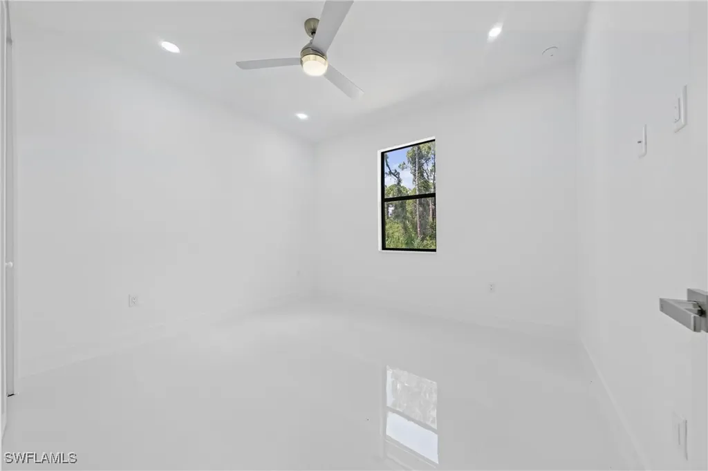 807 Hamilton Avenue Lehigh Acres FL 33972