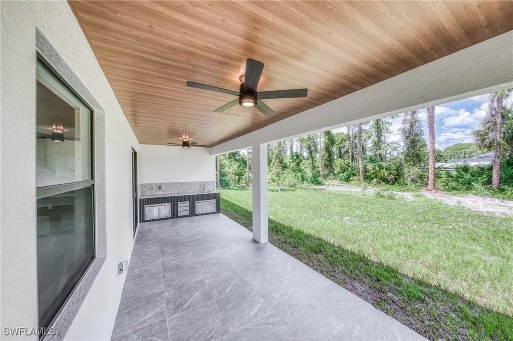 807 Hamilton Avenue Lehigh Acres FL 33972