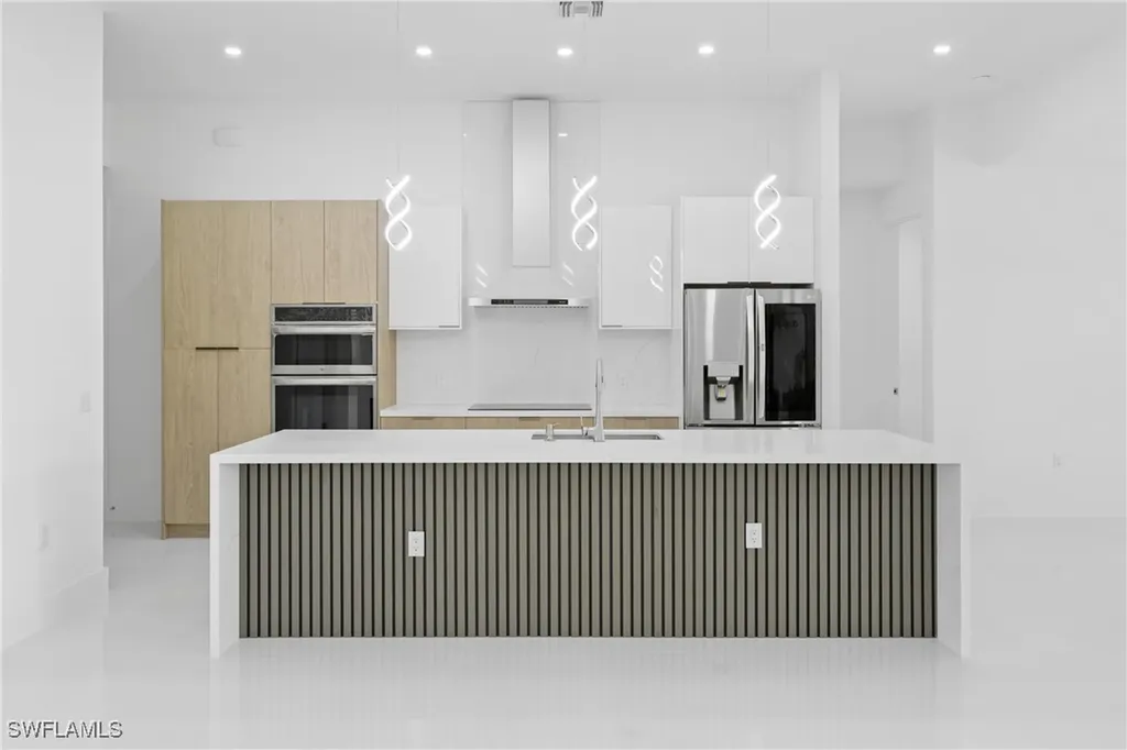 807 Hamilton Avenue Lehigh Acres FL 33972