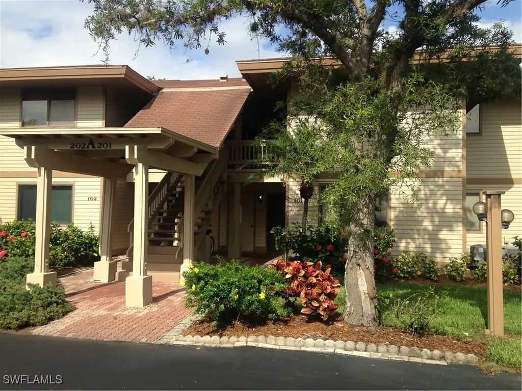 64 4th Street Bonita Springs FL 34134