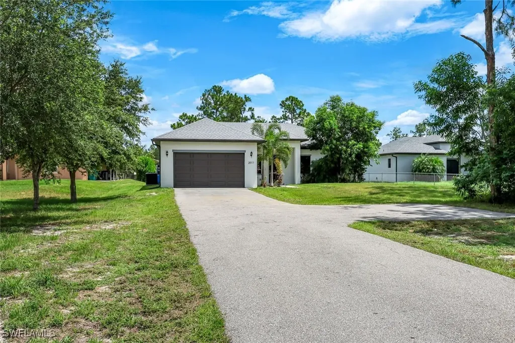 2017 47th Avenue NE Naples FL 34120