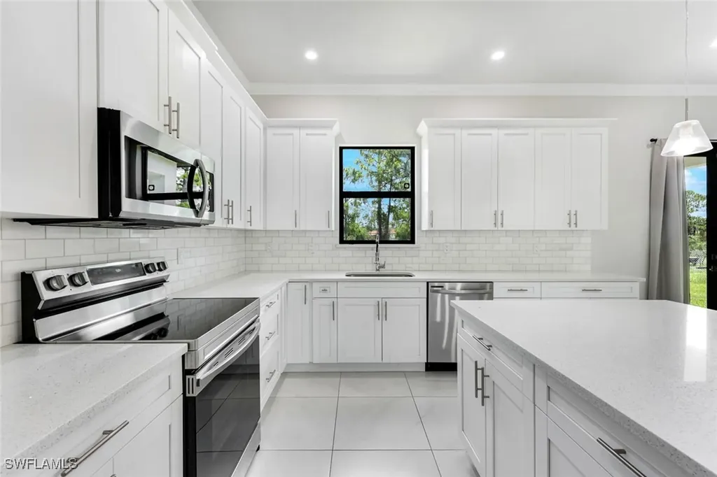 2017 47th Avenue NE Naples FL 34120
