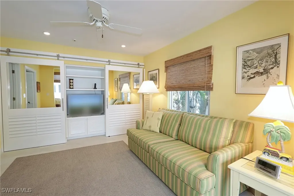 640 2nd Street S Naples FL 34102