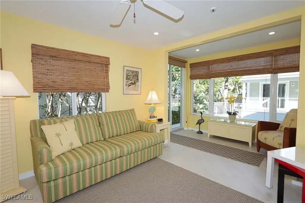 640 2nd Street S Naples FL 34102