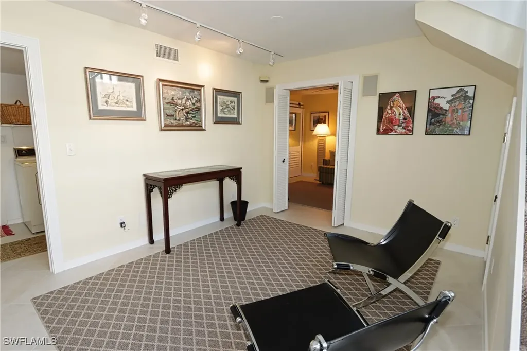 640 2nd Street S Naples FL 34102