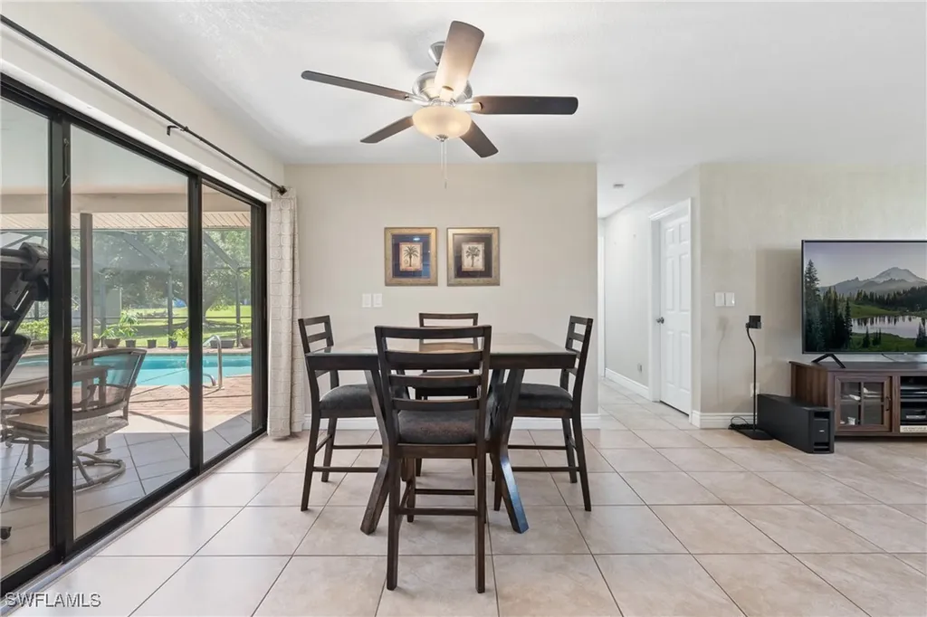 1821 Pine Wood Court Fort Myers FL 33905