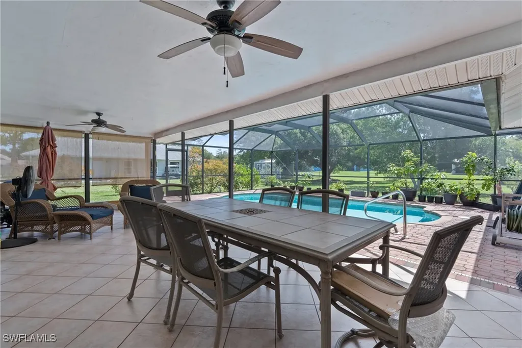 1821 Pine Wood Court Fort Myers FL 33905