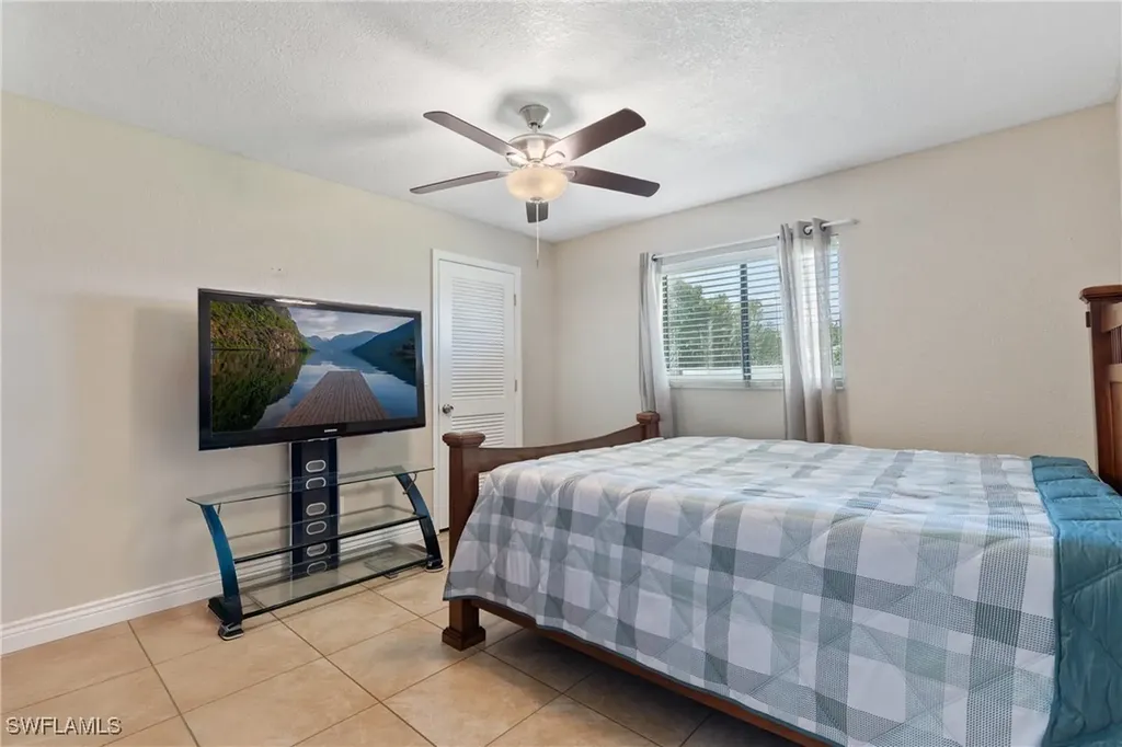 1821 Pine Wood Court Fort Myers FL 33905