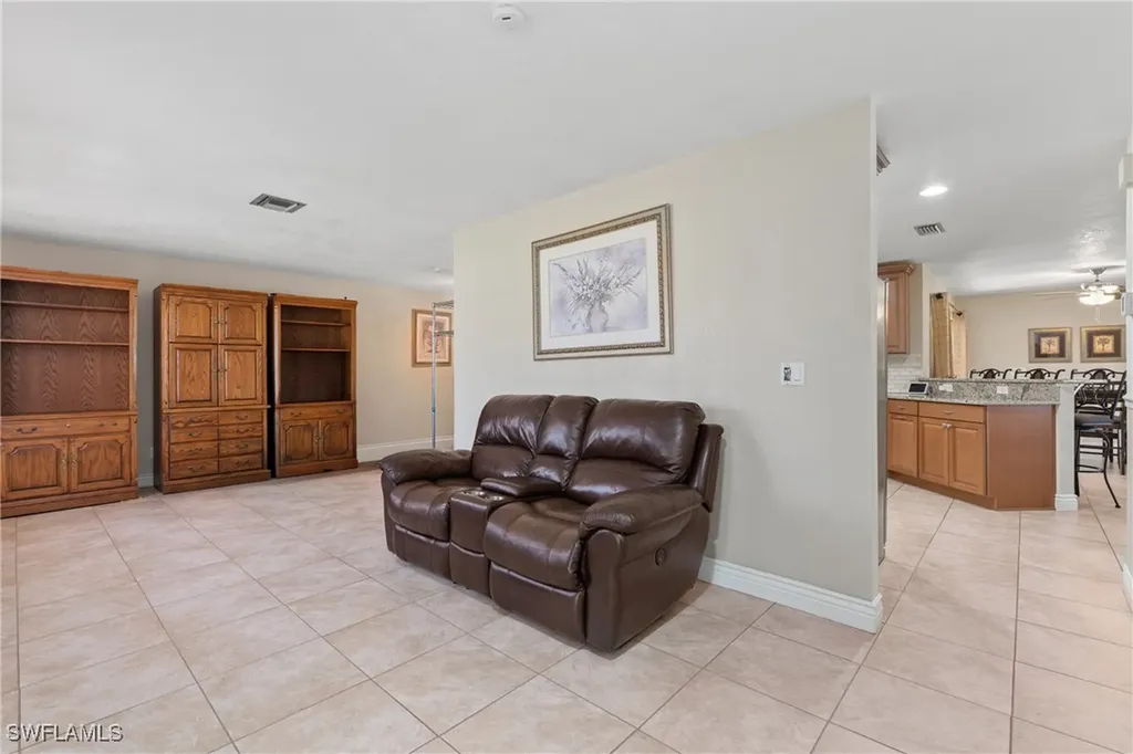 1821 Pine Wood Court Fort Myers FL 33905