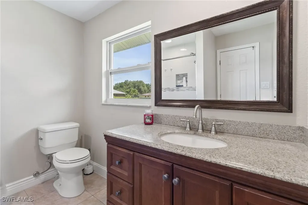 1821 Pine Wood Court Fort Myers FL 33905