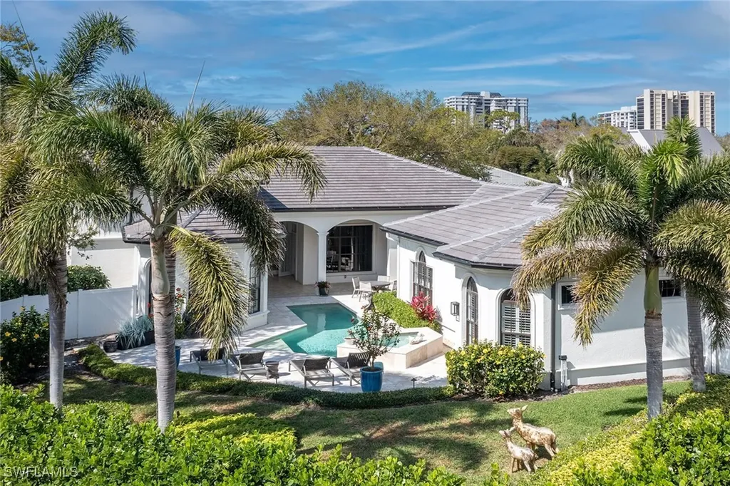 709 Teal Court Naples FL 34108