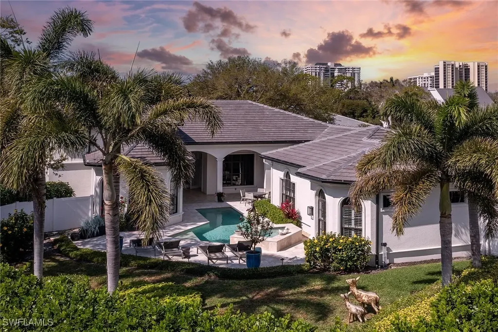 709 Teal Court Naples FL 34108