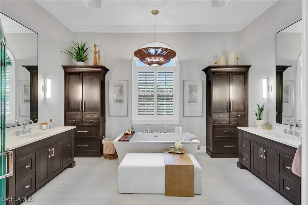 709 Teal Court Naples FL 34108