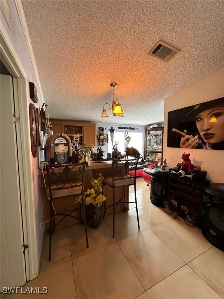 618 Hunting Club Avenue Clewiston FL 33440