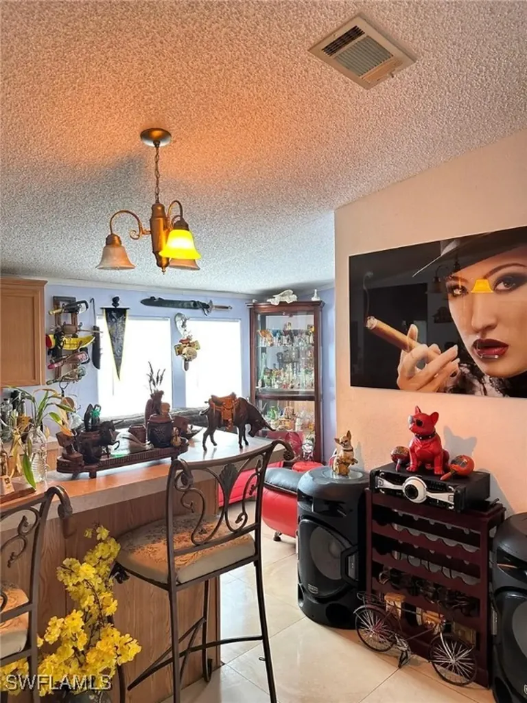 618 Hunting Club Avenue Clewiston FL 33440