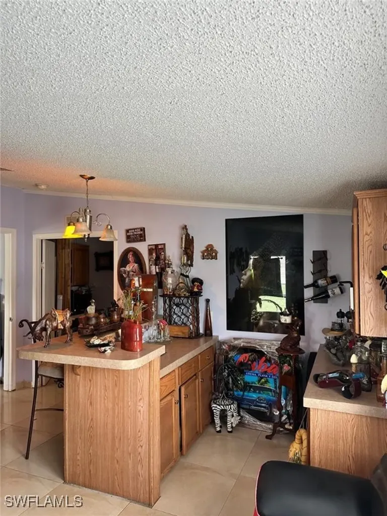 618 Hunting Club Avenue Clewiston FL 33440