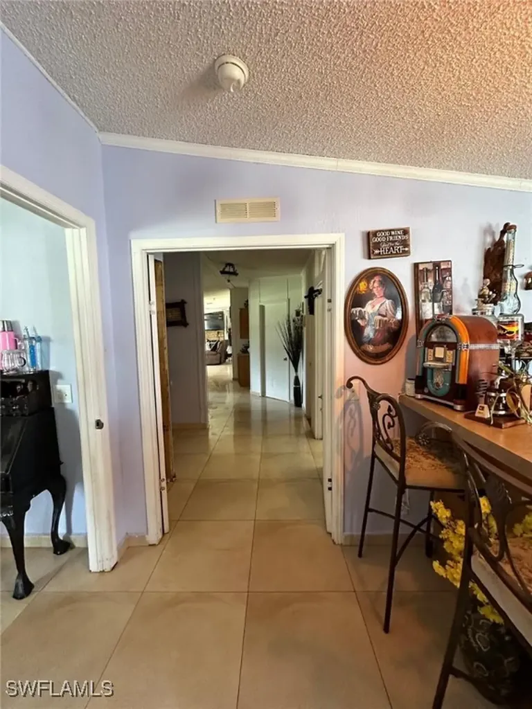 618 Hunting Club Avenue Clewiston FL 33440