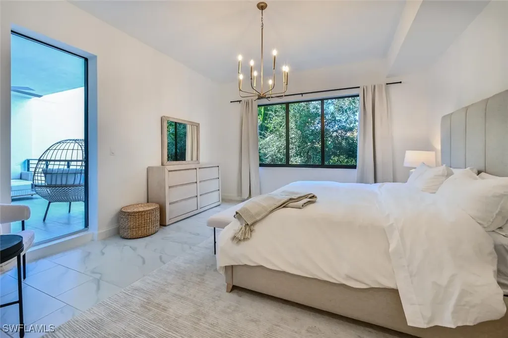 1115 Central Avenue Naples FL 34102