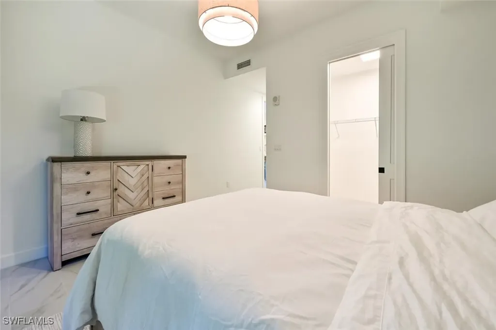 1115 Central Avenue Naples FL 34102