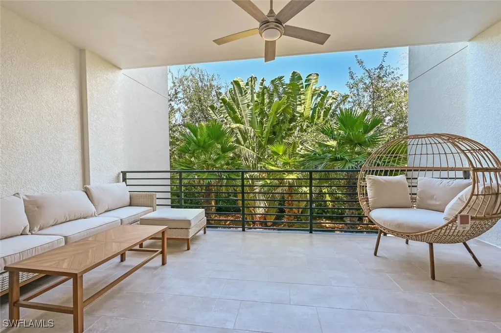 1115 Central Avenue Naples FL 34102