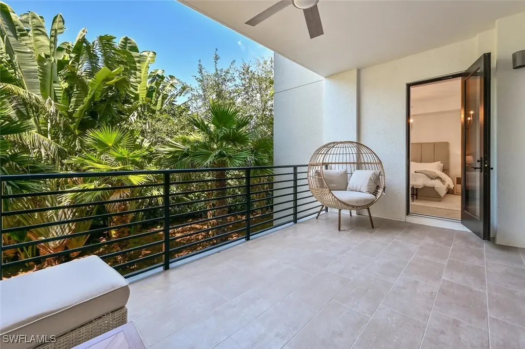 1115 Central Avenue Naples FL 34102