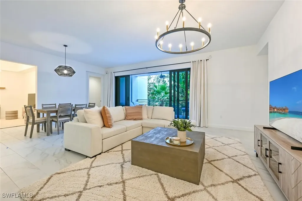 1115 Central Avenue Naples FL 34102