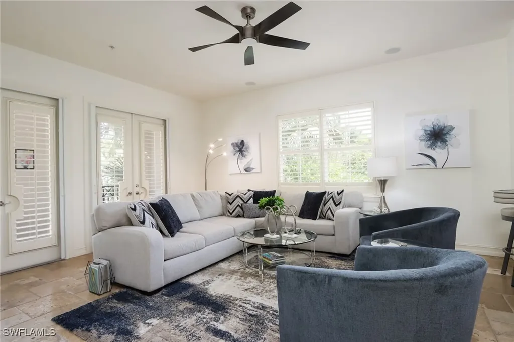 2868 Tiburon Boulevard E Naples FL 34109