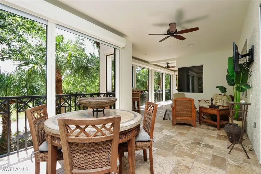 2868 Tiburon Boulevard E Naples FL 34109