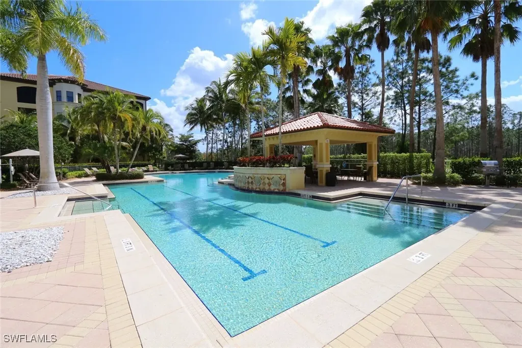 2868 Tiburon Boulevard E Naples FL 34109